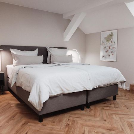 Dom Apartment III - Modern & Zentral Mit Kostenfreiem Parkplatz Fulda Eksteriør billede